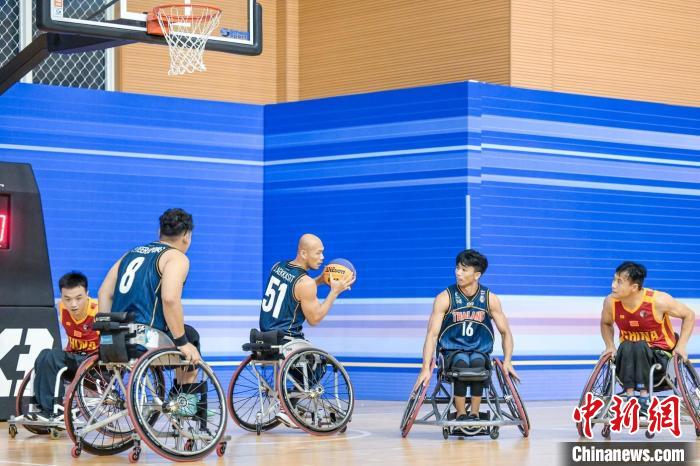 多国残疾人运动员齐聚杭州角逐轮椅三人制篮球