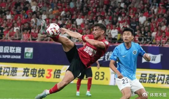 成都蓉城5-1大胜深圳新鹏城 红牌成关键转折点